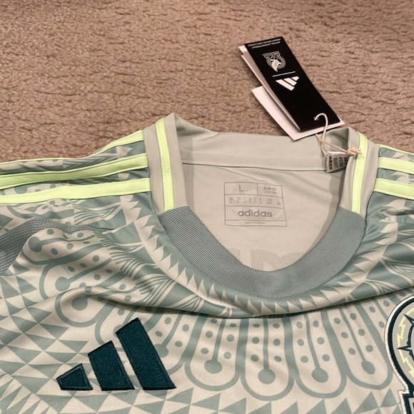 Adidas Santiago Giménez Mexico 24/25 Away Jersey size L NWT - Picture 3 of 6